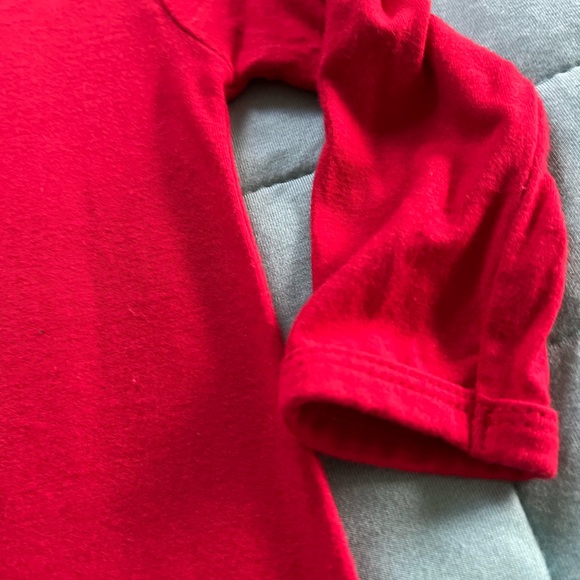 Kyte Baby Red Holiday 2022 line Retired Snap Romper Bamboo size 6-12 Months - Picture 4 of 8